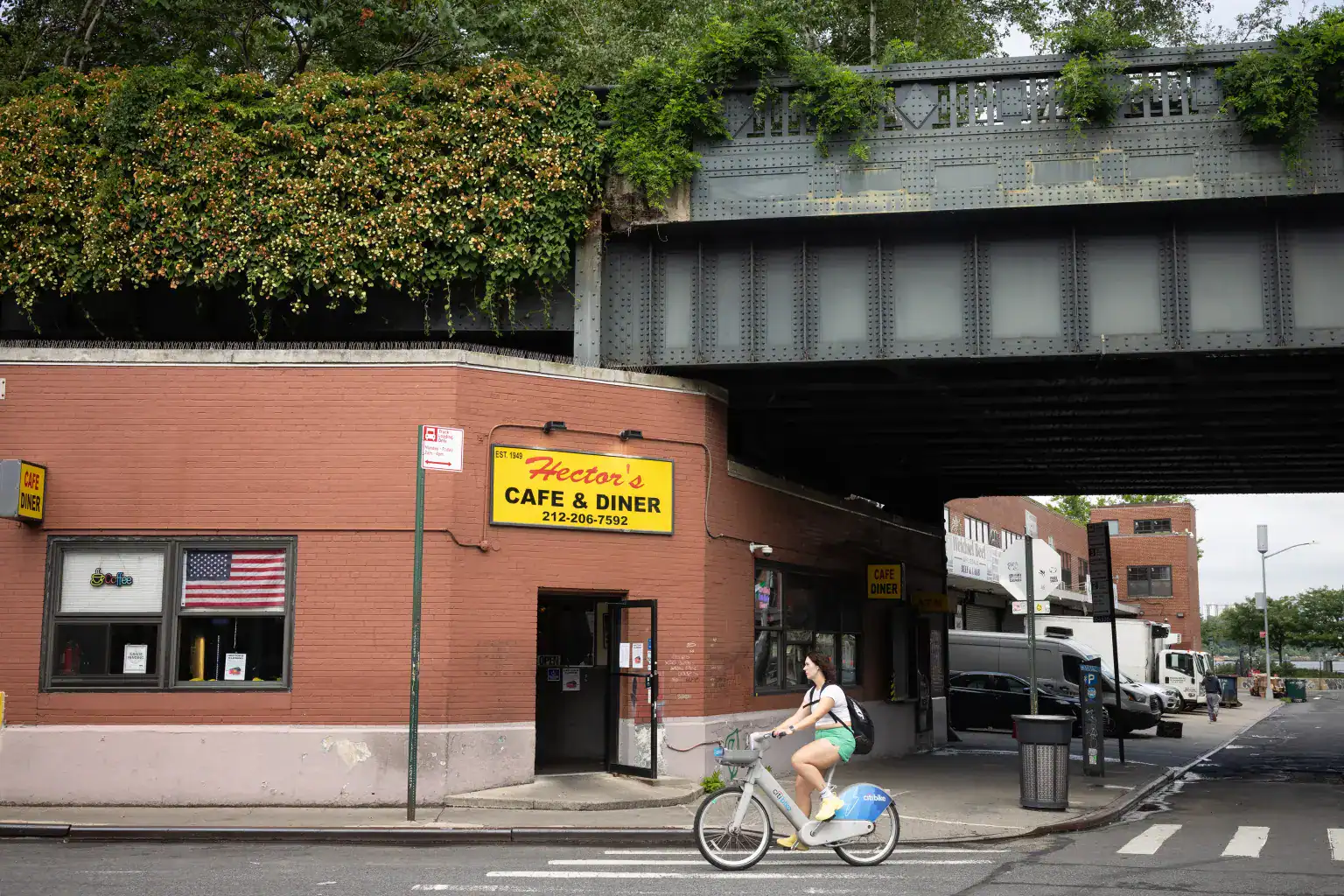 Hector's, NYC, source: Aristide Economopoulos / New York Post