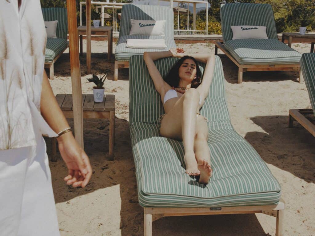 Vespa beach club, Sardegna